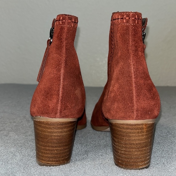 Sole Society Suede Boots Booties Size 7.5 Ankle Block Heel Boho Western - Picture 3 of 11